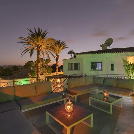 Villa Ginevra อาโรนา ภายนอก รูปภาพ