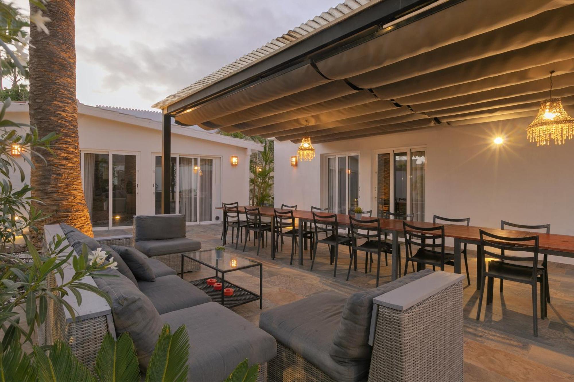Villa Ginevra อาโรนา ภายนอก รูปภาพ